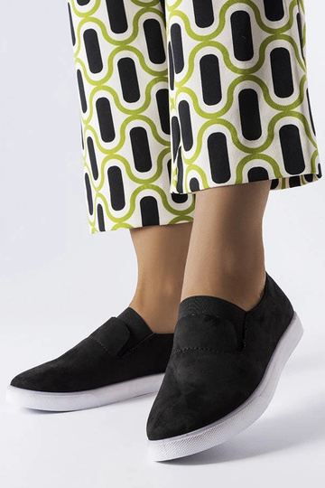 Zwarte sportieve schoenen... 2