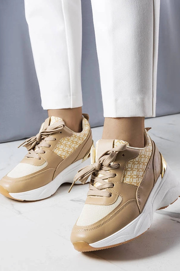 Beige sneakers dekoreret med Lora monogram
