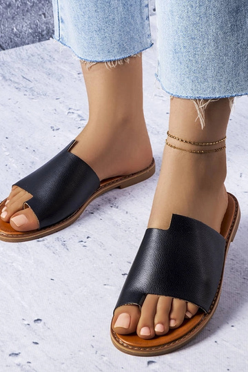 Zwarte slippers met een onregelmatige schacht, „Latourelle"