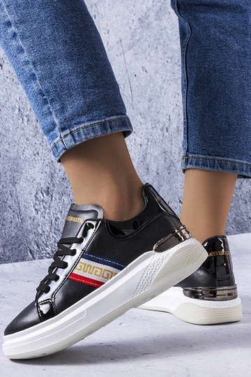 Sorte sko med lakindlæg Annot 2