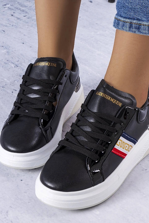 Sorte sko med lakindlæg Annot Sorte sko med lakindlæg Annot