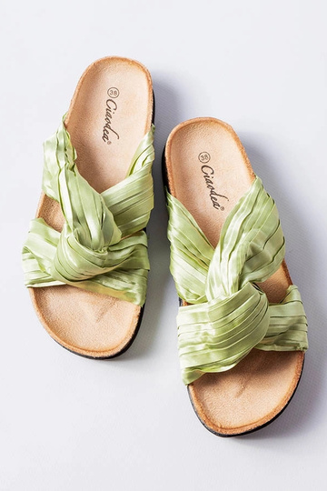 Grønne flip-flops dekoreret... 2