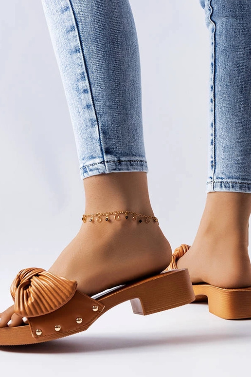 Brune lavhælede muldyr fra Rochefort