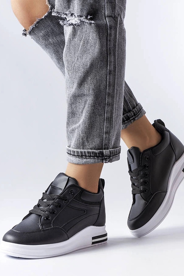 Sorte sneakers med glitter...