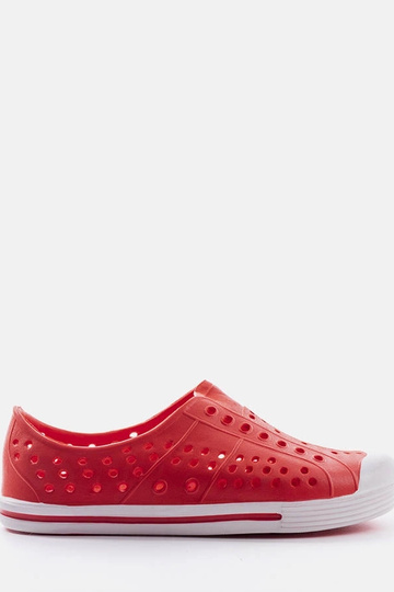 Rode kinderschuiven voor...