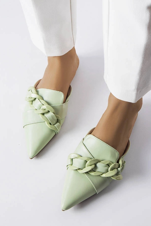 Grønne elegante Patenaude kædeflip-flops