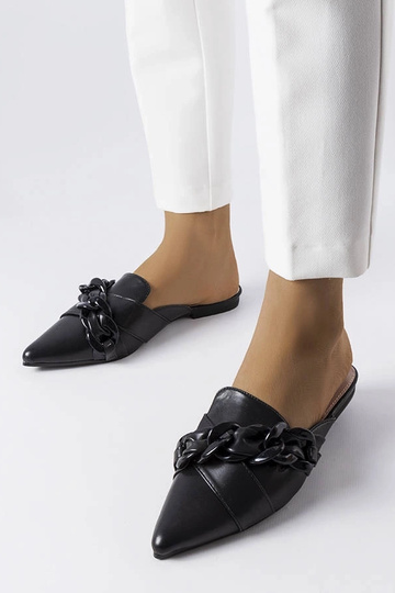 Sorte elegante Patenaude kædeflip-flops