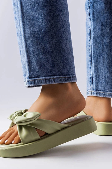 Grønne platformsflip-flops med sløjfe Edvard 2