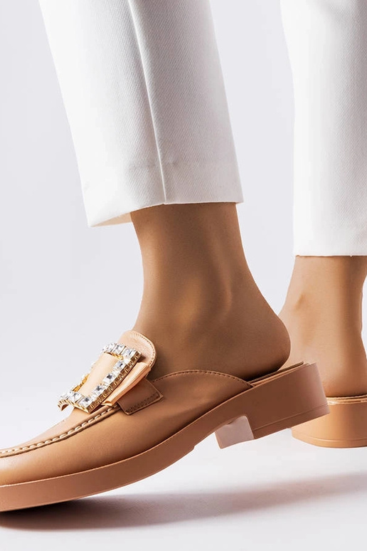 Brune flip-flops med lukket tå Columbus