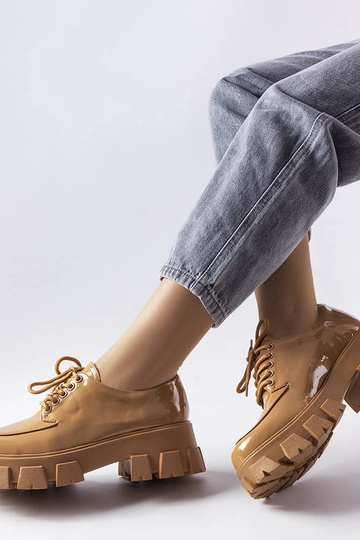 Bruine lak laarzen,... 2