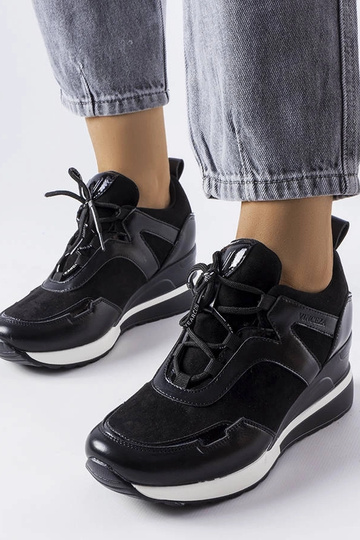 Sorte Vinceza wedge sneakers 2