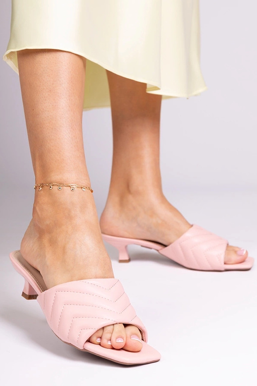 Roze slippers op lage hak, „Launay"