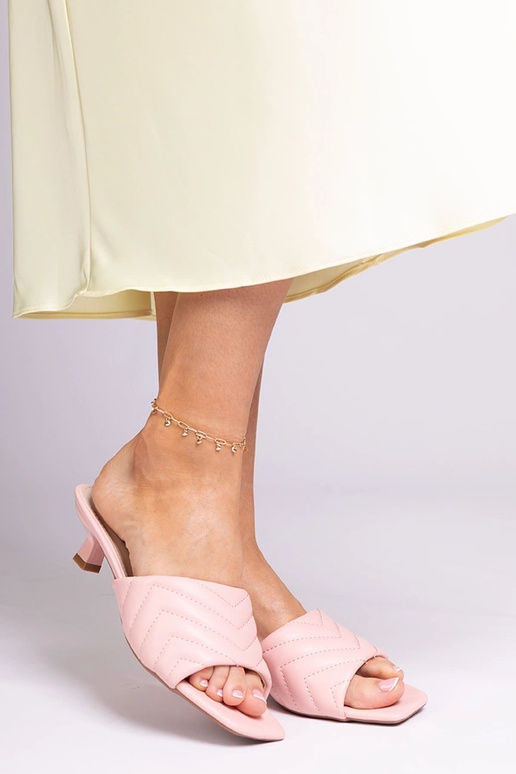 Roze slippers op lage hak, „Launay"