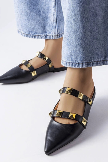 Sorte Ruckman flip flops...