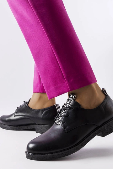 Sorte Edmonton-sko med snøre