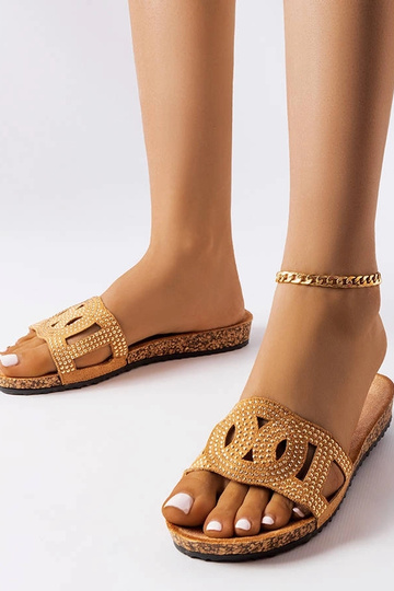 Beige flip-flops dekoreret...