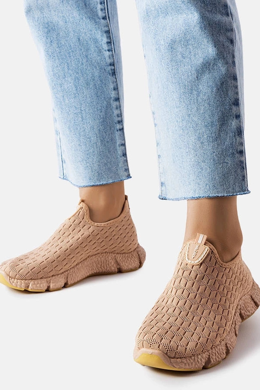 Beige sportssneakers Obenor slip-on Beige sportssneakers Obenor slip-on