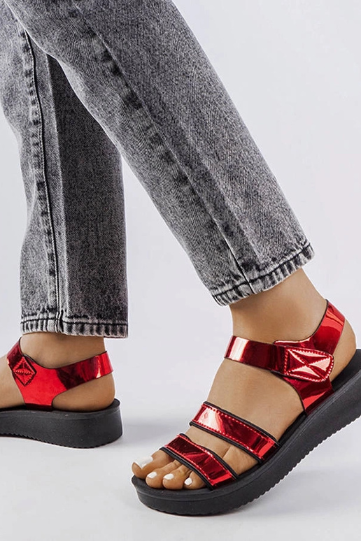 Brices røde laksandaler