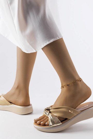 Beige og guld Luce kiler 2