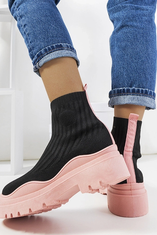 Zwarte hoge sportieve schoenen, "Marks"