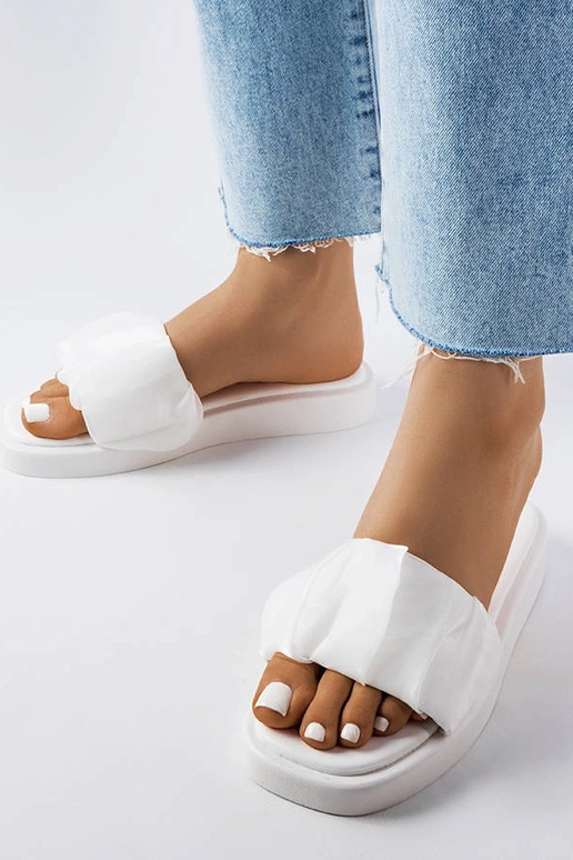 White Boulevard flæsede flip-flops