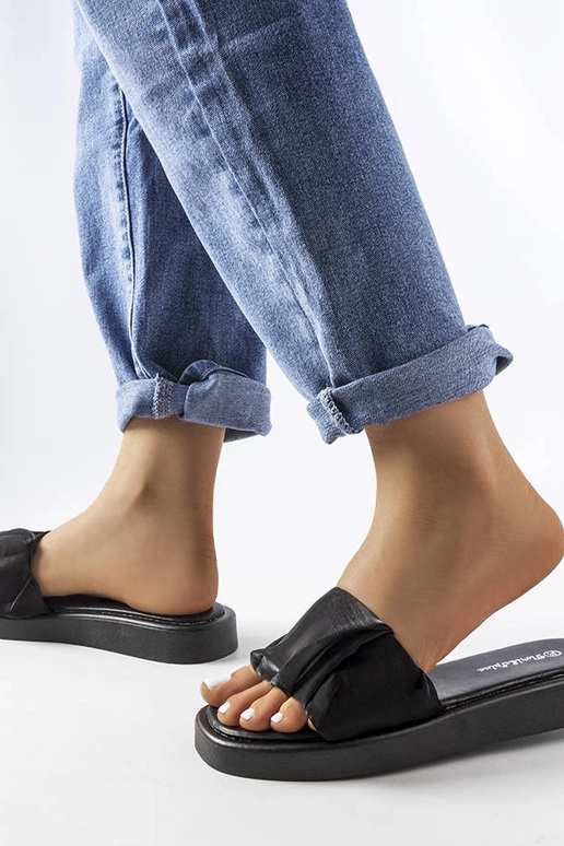 Sort Boulevard flæsede flip-flops