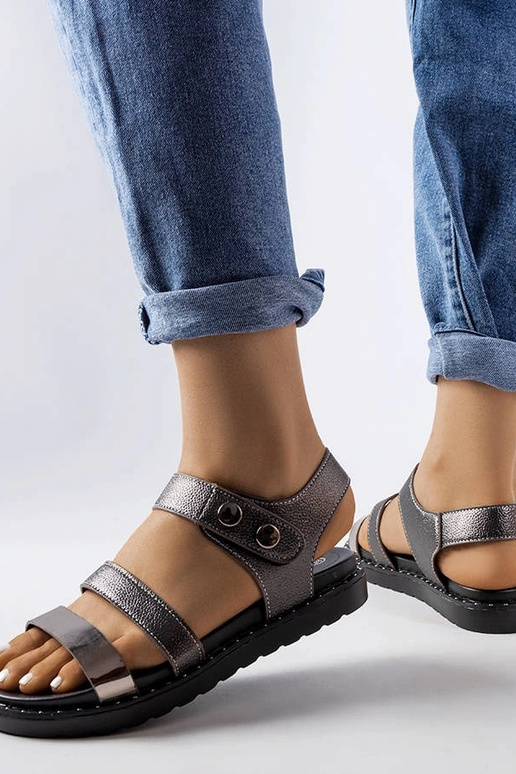 Lanham grå metalliske sandaler