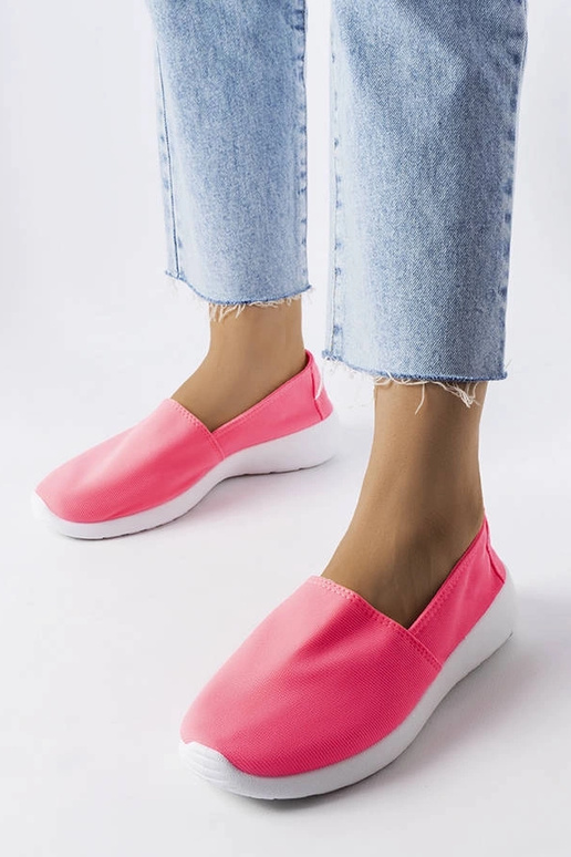 Pink Winding Slip-On Sneakers Pink Winding Slip-On Sneakers