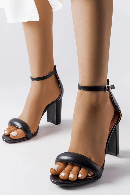 Sorte Hane sandaler med blokhæl