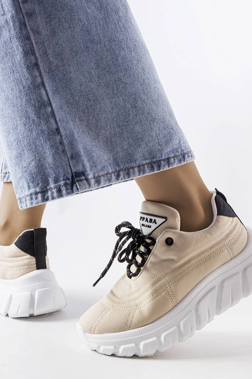 Beige Aisys sneakers Beige Aisys sneakers