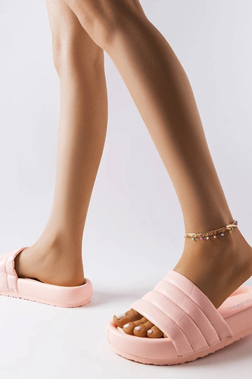 Pink flip-flops dekoreret... 2