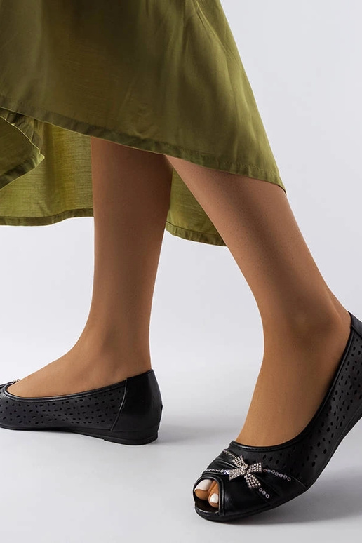 Gennembrudte sorte balletlejligheder... Gennembrudte sorte balletlejligheder...