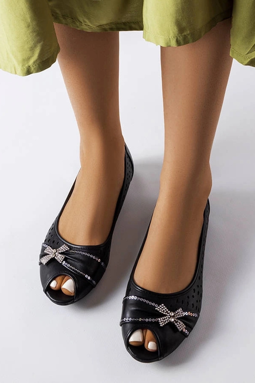 Gennembrudte sorte balletlejligheder... Gennembrudte sorte balletlejligheder...