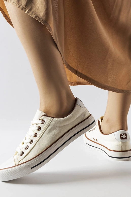 Sneakers i hvidt stof fra Mascherone Sneakers i hvidt stof fra Mascherone