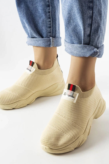 Beige slip-on sportssko til...