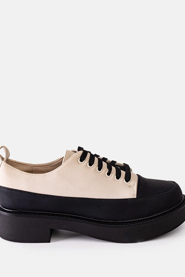 Beige flade sko Merico