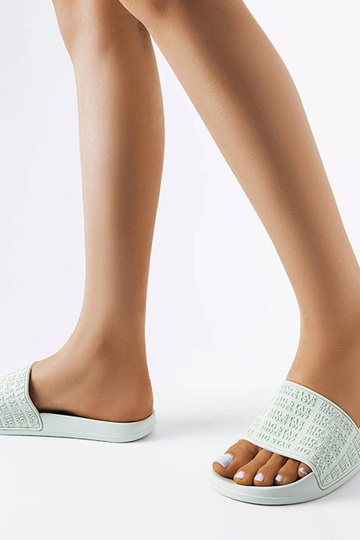 Green Big Star flip-flops... 2