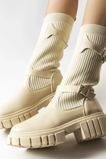 Beige stilfulde støvler med... 2