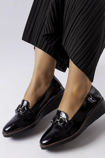 Zwarte lakleren mocassins... 2