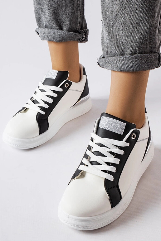 Sorte og hvide Palais sko med sølv... Sorte og hvide Palais sko med sølv...