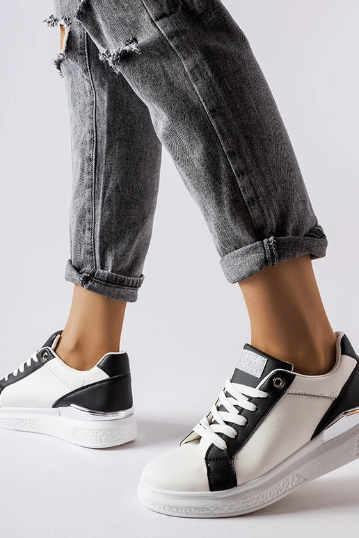 Sorte og hvide Palais sko med sølv... Sorte og hvide Palais sko med sølv...