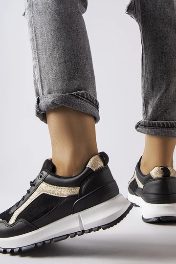 Sorte sneakers med... 2