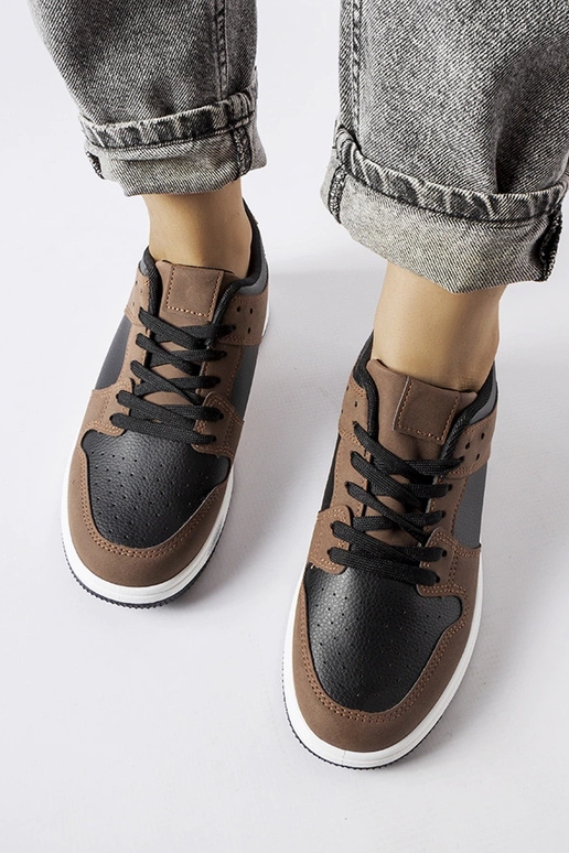 Jacqueline brune og sorte sneakers