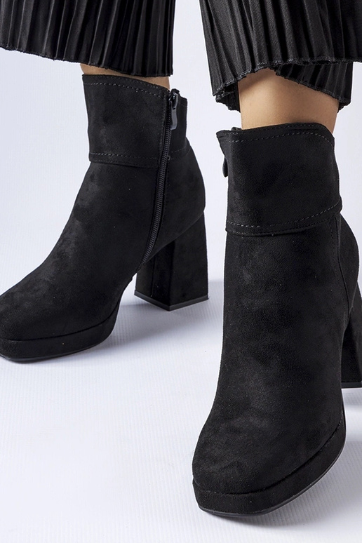 Sorte ankelstøvler med massiv hæl Itaf