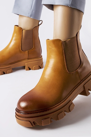 Castell Brown Slip-On... 2