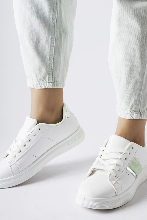 Hvide sportssko med mint tilbehør fra...