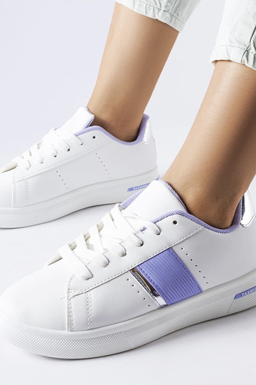 Hvide sportssko med lilla... 2