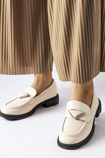 Beige mokkasiner dekoreret med zirkoner Marsilius