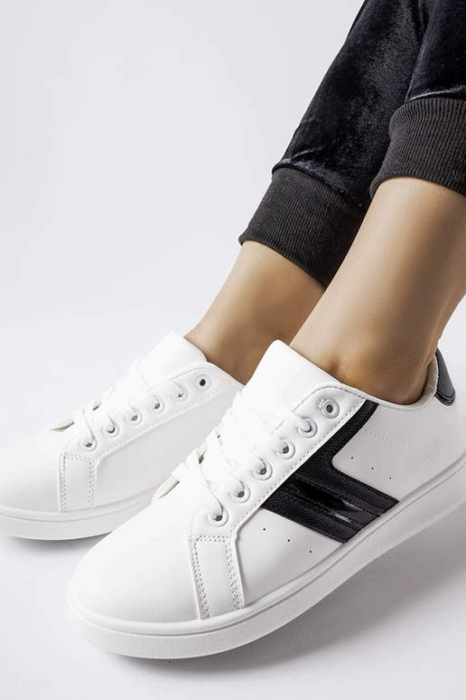 Hvide sneakers med sorte indlæg Rizzo
