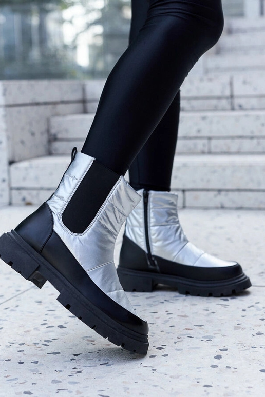 Zwarte winterenkellaarsjes van...